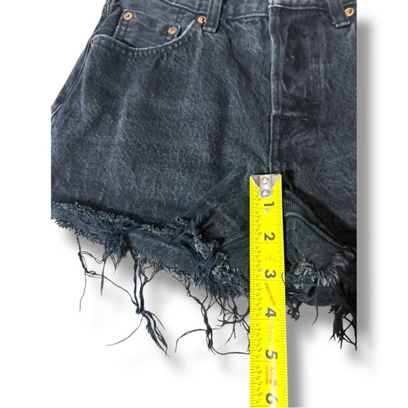 Levi’s 501 Classic Black Denim Distressed Frayed Raw Hem Jean Short Shorts - Picture 13 of 14